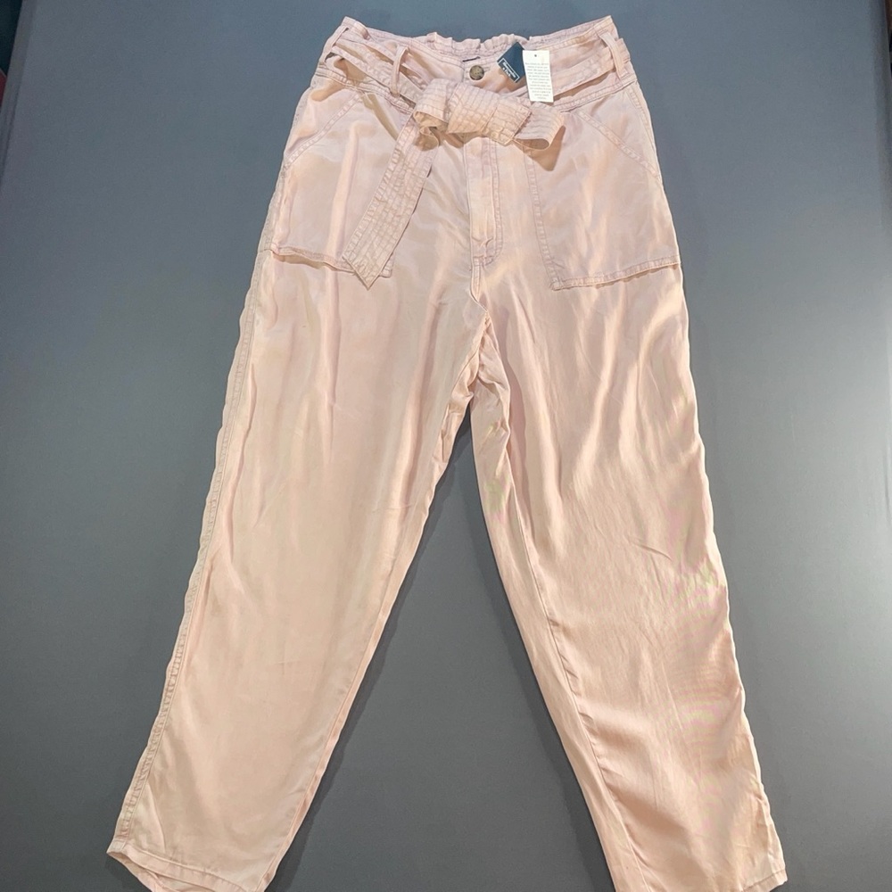 Abercrombie & Fitch Light Pink Bow-Tie Pants